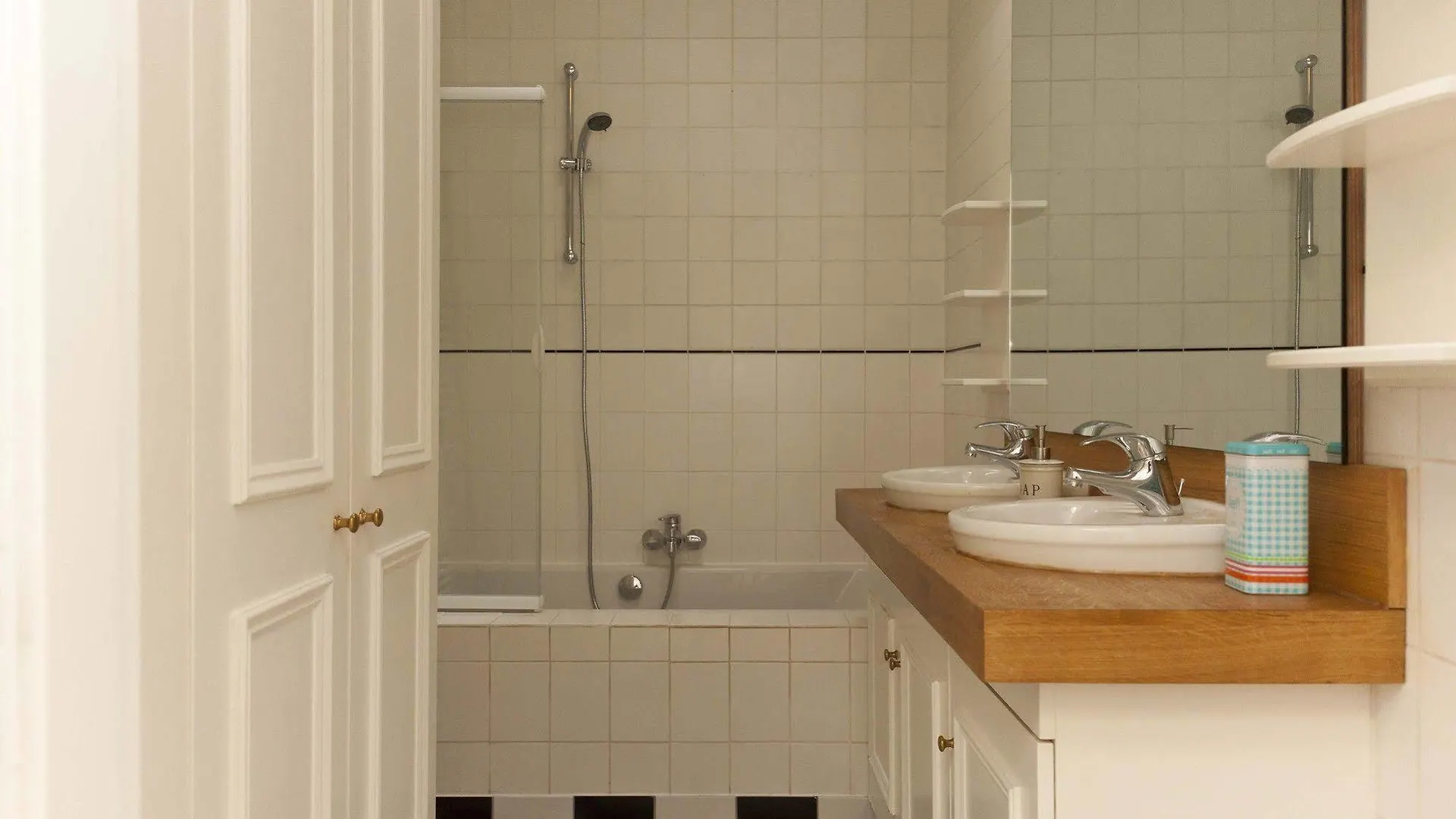האג Stayci Serviced Apartments Royal Nassau